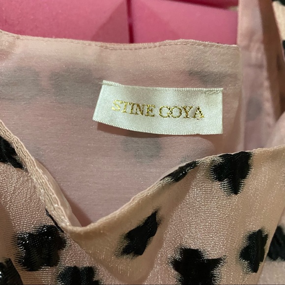 Stine Goya Irene Puff Sleeve Peplum Top in Meadow Pink Blush - Picture 4 of 5